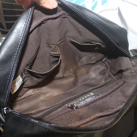 กระเป๋าสะพายข้างผู้ชาย รุ่น B-3606 สีดำ